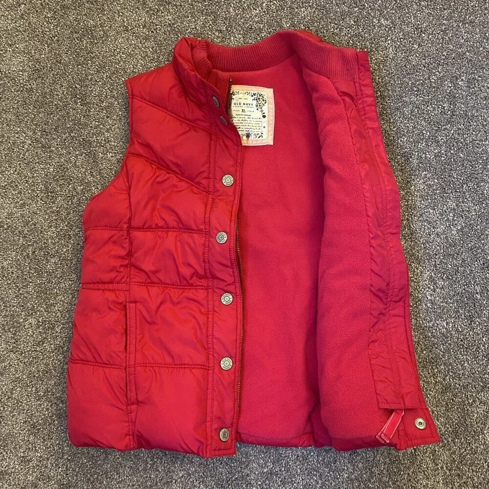 Old Navy Girls Puffer Quilted Vest Size XL Pink Red Sleeveless Lined Pockets EUC